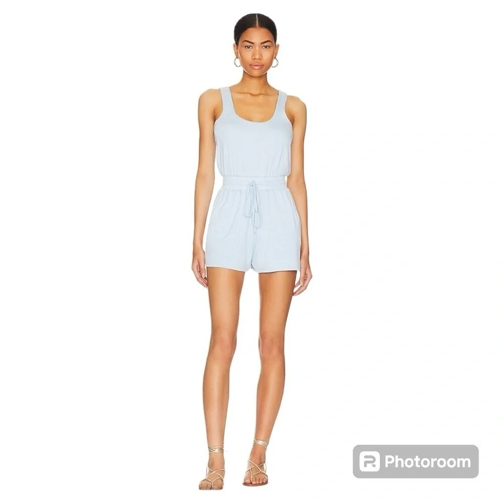 NWOT Lovers and Friends Kelsey Romper in Soft Blue size Small - Picture 1 of 5